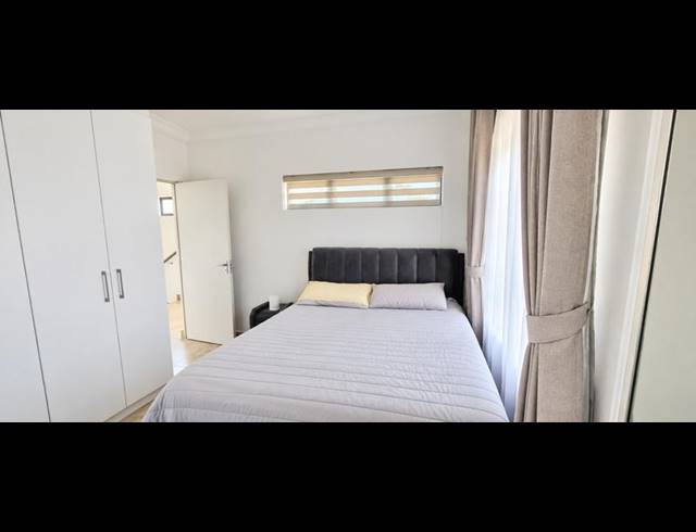 3 BEDROOM HOUSE FOR SALE IN THATCHFIELD